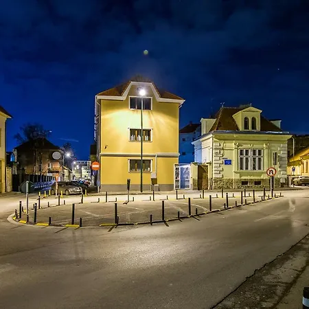 French Boutique Guest house Brasov