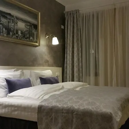French Boutique 3*
