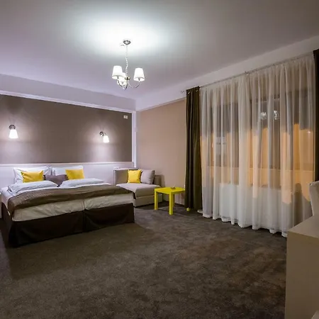 French Boutique 3* Brasov